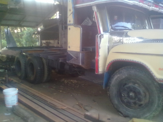 ขายรถ10 ล้อหน้ายาว เทลเลอขึ้ยแบคโฮสวยๆๆ เอกสารเล่มทะเบียนเต็มพร้อมชุดโอน