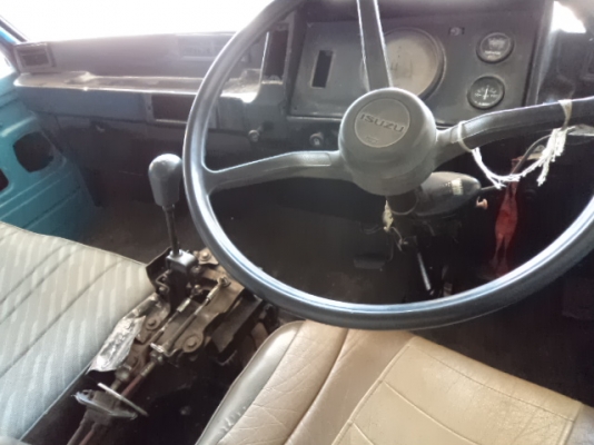 ขายรถอีซูซุKS 100 แรง สภาพดีพร้อมใช้