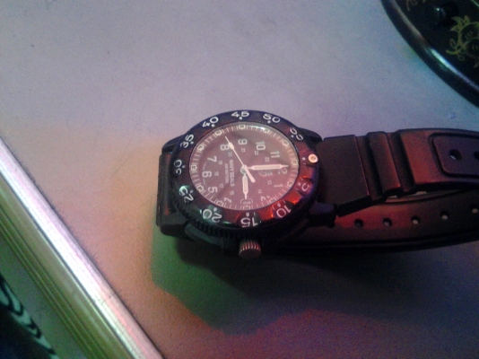 Luminox Navy SEAL swiss made ของแท้   เข็มนาที เข็มชั่วโมง เป็นแท่งแก๊ส