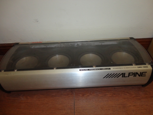 ขายตู้subลำโพงพร้อม amp ในตัว ALPINE