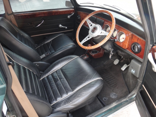 ขายรถROVER MINI COOPERv1.3 สีเขียวทะเบียนลพบุรี ขายรถROVER MINI COOPERv1.3 สีเขียวทะเบียนลพบุรี