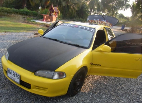 ขาย3Dr เกียร์ธรรดา LPG หัวฉีด เครื่อง D15B Sunloof ภายในตัวนอก สีสดๆ