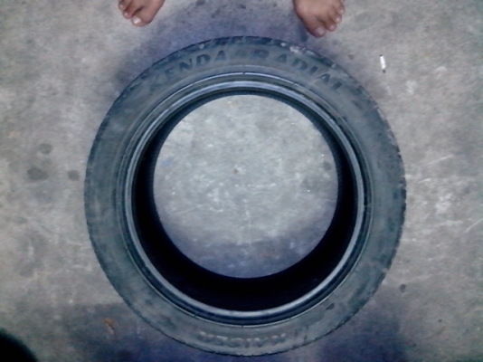 ยาง 215/50-17 80\% 2010  3เส้น aโลตัสพระราม2 087-9849822