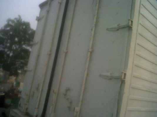 ขายตู้แห้ง 3 บานยาว 7.0 สภาพสวยราครต่อรองใด้คับ ขาย 85000