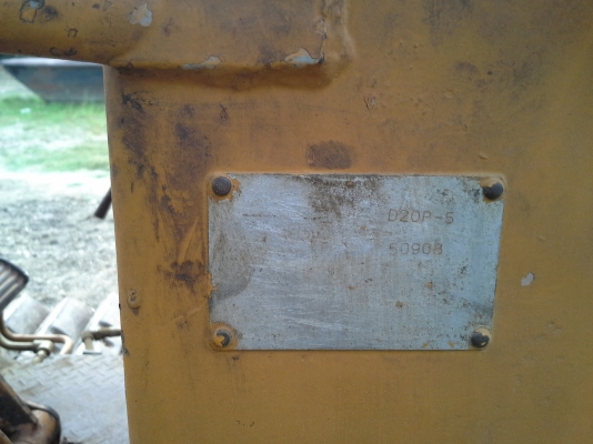 ขายด่วน D20P-5  เสร็จงานไม่มีคนขับ 5กระบอก