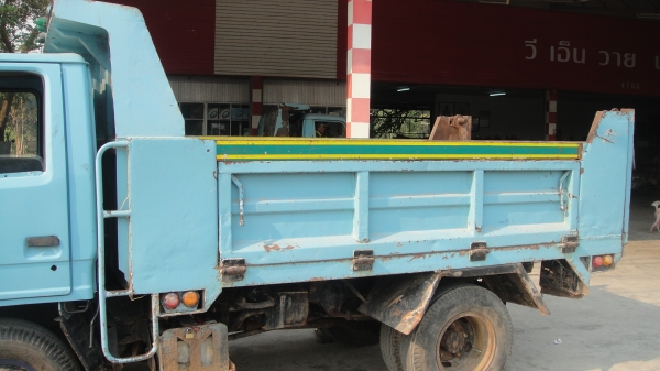 ISUZU NKR ดั๊มดิน 3คิว เครื่องดี ดั๊มดี ราคาดี รถสวยเดิมๆ