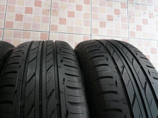ขายยาง BRIDGESTONE ECOPIA 215-60-16 ดอกเพียบ(1ชุด) ขายยาง BRIDGESTONE ECOPIA 215-60-16 ดอกเพียบ(1ชุด)