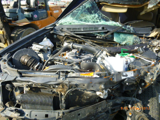 +++++ขายซากรถกระบะ Isuzu D-max ปี 2010  ราคา 290,000 พร้อมเล่มทะเบียน+++++