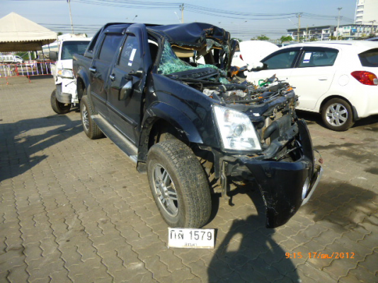 +++++ขายซากรถกระบะ Isuzu D-max ปี 2010  ราคา 290,000 พร้อมเล่มทะเบียน+++++