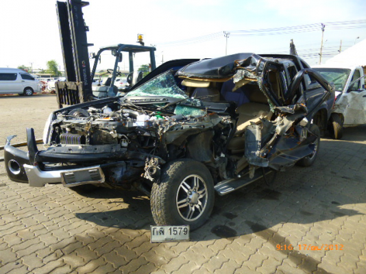 +++++ขายซากรถกระบะ Isuzu D-max ปี 2010  ราคา 290,000 พร้อมเล่มทะเบียน+++++