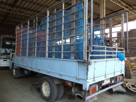 รถ6ล้อสวยๆครับ