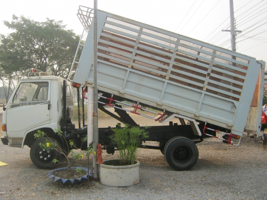 ขาย6ล้อดั้ม KM WO6D 150 แรงม้า พร้อมใช้งาน