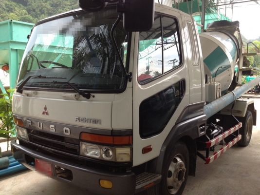 รถโม่ปูนหกล้อยี่ห้อมิตซูบิชิ  โม่สวย คัซซีสวย ยางเต็มค่ะ