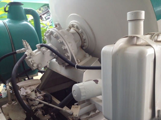 รถโม่ปูนหกล้อยี่ห้อมิตซูบิชิ โม่สวย คัซซีสวย ยางเต็มค่ะ รถโม่ปูนหกล้อยี่ห้อมิตซูบิชิ โม่สวย คัซซีสวย ยางเต็มค่ะ