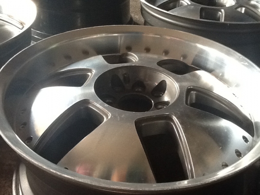 ขายแม็ก VIP ขอบ18 4รู100/114 ครบชุด 4วง