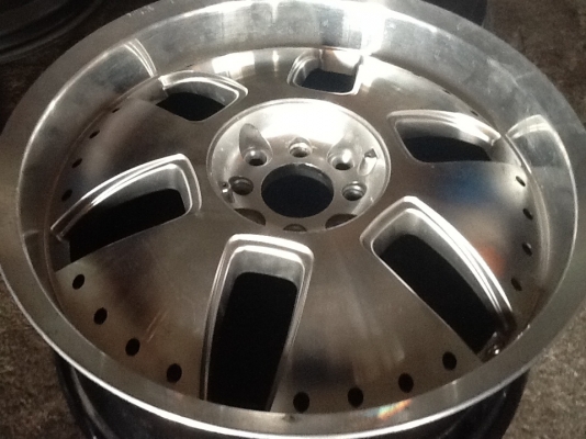 ขายแม็ก VIP ขอบ18 4รู100/114 ครบชุด 4วง