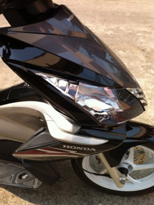 AIR BLADE PGM Fi ปลายปี52ล้อแม็กสวยๆ ภาษีครบ รถกรุงเทพ