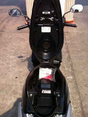 AIR BLADE PGM Fi ปลายปี52ล้อแม็กสวยๆ ภาษีครบ รถกรุงเทพ