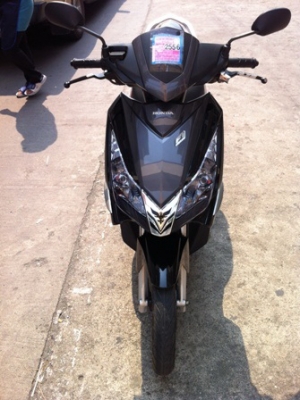 AIR BLADE PGM Fi ปลายปี52ล้อแม็กสวยๆ ภาษีครบ รถกรุงเทพ