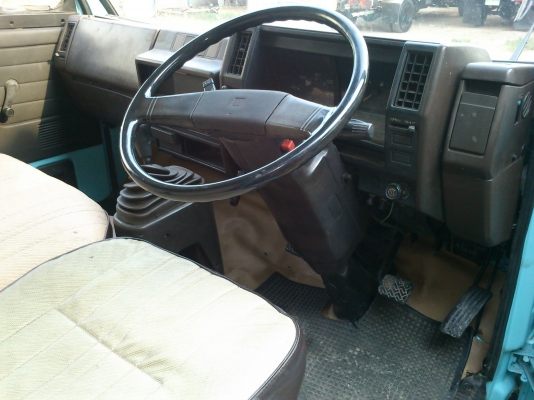 4 ล้อ ISUZU NKR 88 แรงม้า *กระบะแสตนเลส* รถสวยเดิม+สวยจริง *รถห้างแท้ 100\%*