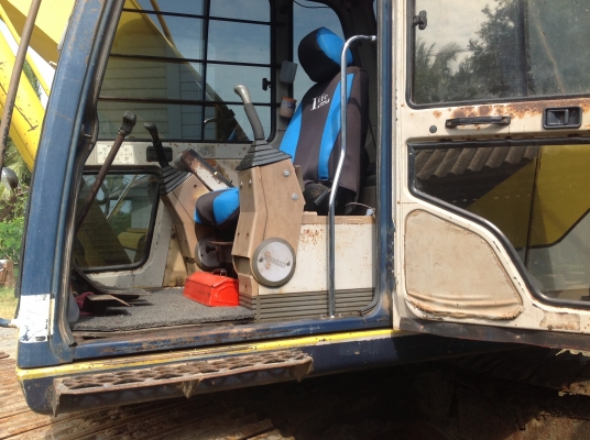 ขาย  KOBELCO sk200-m3  ยูตานิ  สภาพสวยพร้อมใช้งาน