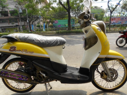 Yamaha-Fino 115cc เครื่องดีครับ สภาพสาวยๆ เคฟล่าแท้ทั้งคัน