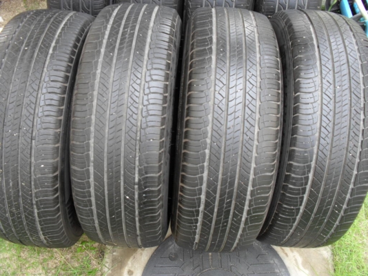 ขายยาง MICHELIN LATITUDE 215/65/16 ปี11 (1ชุด) ราคา 4,200 ดูของแถวปากเกร็ด สนใจติดต่อ 090-676-4651 เบียร์