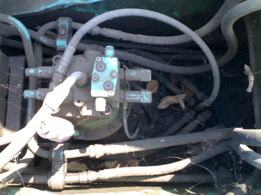 ขายด่วน แบคโฮพร้อมใช้