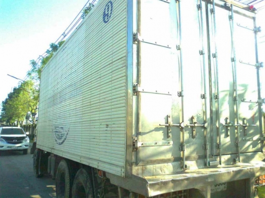 ขาย HINO 10 ล้อ (F18) ตู้เย็น เพลาเดียว ปี 91 เครื่อง 195 แรงม้า (HO7D) เบรกจิ๊ฟฟี่ พวงมาลัยเพาเวอร์ ยางพอใช้ ซัซซีสวย หัวเก๋งไม่ผุ มีแอร์ อุปกรณ์ครบ ขับดีมากกก ขาย 710,000