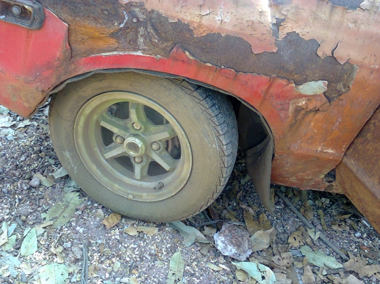 ตัดขายเเล้วครับ ดัทสันb210หรีือ120y