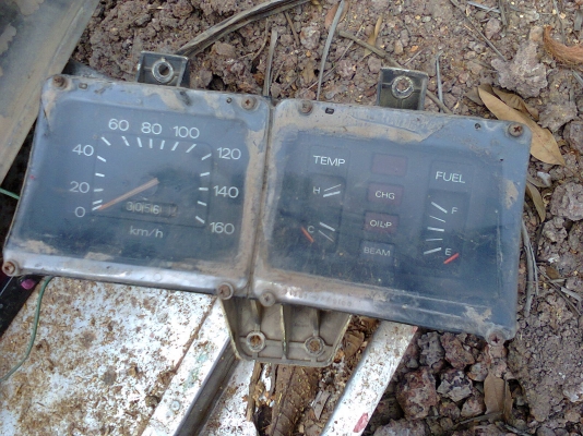 ตัดขายเเล้วครับ ดัทสันb210หรีือ120y