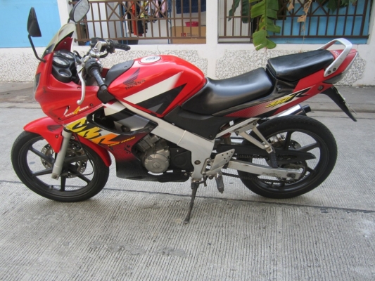 ขาย CBR ปี46 ไมขาวเครื่องเดิมชุดโอนครบ ขาย CBR ปี46 ไมขาวเครื่องเดิมชุดโอนครบ
