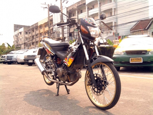 ขออนุญาติขาย  Honda Sonic 125 CC.ตัวสอง ไมล์ขาว สีดำ ล้อทอง