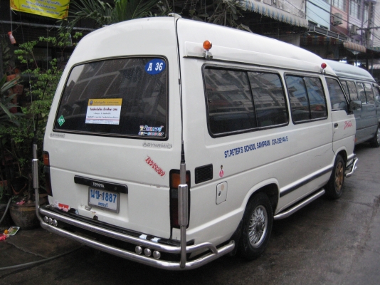 ขายรถใช้เอง หลังคาสูงแท้ พาวเวอร์ ไม่เคยชน ไม่เคยทำสี ช่วงล่างดี แอร์เย็น เพลงเพราะ