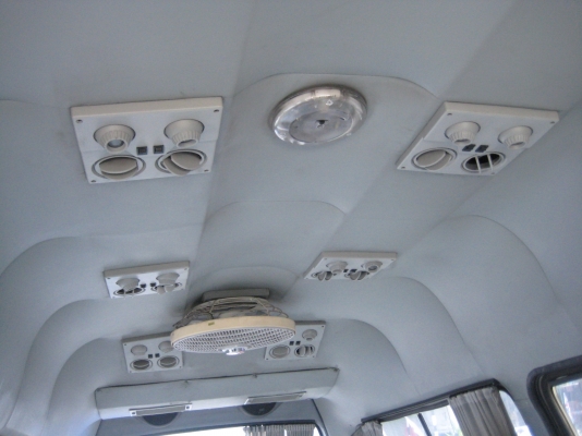 ขายรถใช้เอง หลังคาสูงแท้ พาวเวอร์ ไม่เคยชน ไม่เคยทำสี ช่วงล่างดี แอร์เย็น เพลงเพราะ