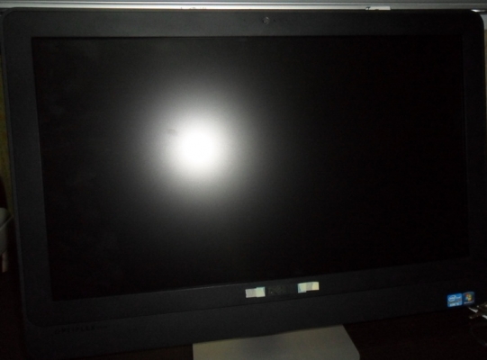 ขายคอมพิวเตอร์ PC Dell  All in one 23 นิ้ว พร้อมคีย์บอร์ดและเม้าส์