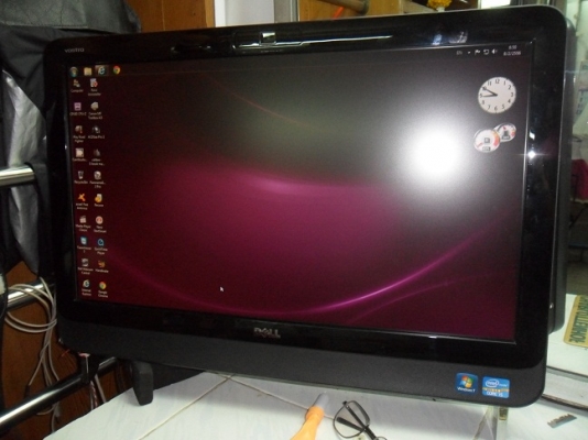 ขายคอมพิวเตอร์ PC Dell  All in one 23 นิ้ว พร้อมคีย์บอร์ดและเม้าส์