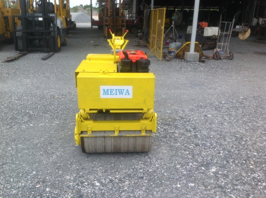 ขายรถบดเดินตาม  มือสองญี่ปุ่น สั่นสะเทือนได้ เครื่องดีเซล