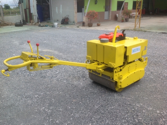 ขายรถบดเดินตาม  มือสองญี่ปุ่น สั่นสะเทือนได้ เครื่องดีเซล