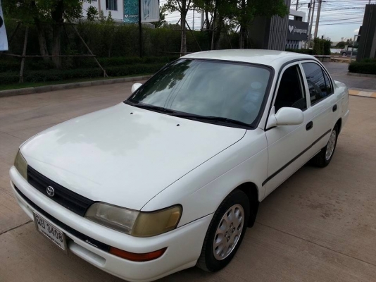 ขายสามห่วงปี93 เครื่องเดิม2E 1.3 แน่นไม่มีควัน+ติดง่าย ติดแก๊สแล้วประหยัดสุดใช้ลืม สีขาวมุขสวยไม่อายใคร ภายในสวยสุด +สะอาดน่านอน ช่วงล่างแน่นเลี้ยวไม่ดัง แอร์เย็นลมแรงฟู่ๆ ล้อแม๊ก ยางดี เครื่องเล่นDVD/USB ตัวรถไม่มีผุ กระจกขึ้นลงทุกบาน+มือหมุน เอางี้ละกัน
