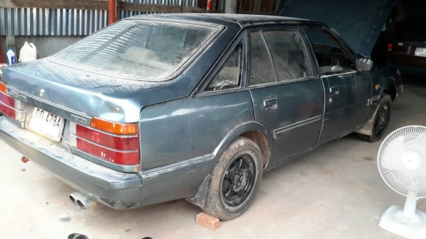 ขายรถเก๋งมาสด้า