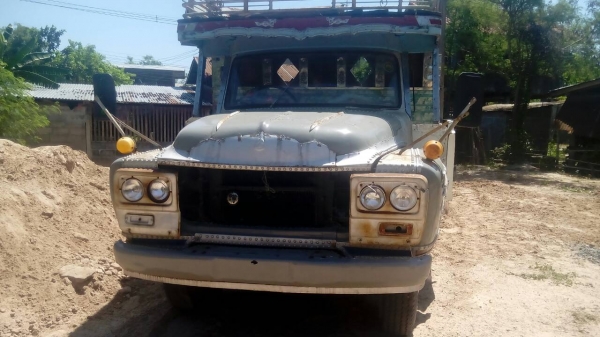 รถเทเลอร์ 10 ล้อ ราคาถูกพร้อมขาย 092-4251789