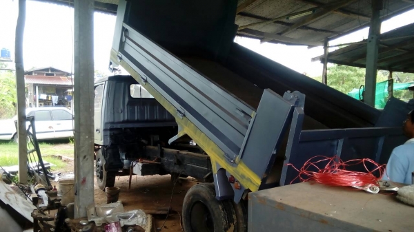 รถดั้มราคาถูก 0924251789