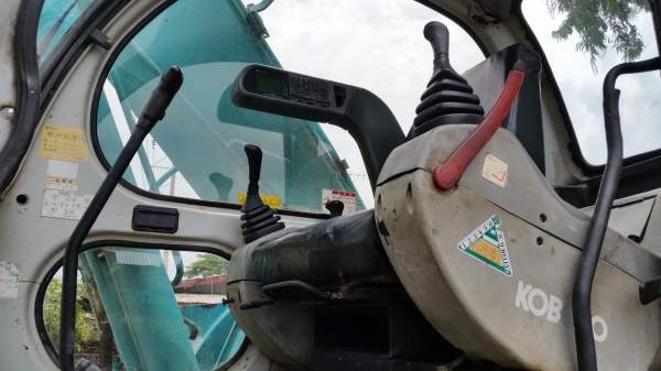 ขายด่วน รถแม็คโคร ขายด่วน รถแม็คโคร