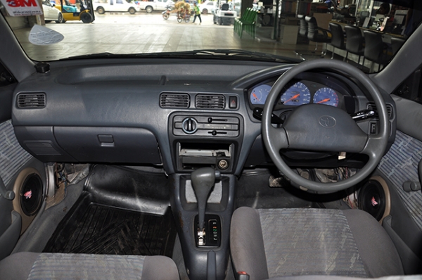 ขายรถเก๋งมือสอง SOLUNA ราคา 85,000 บาท สีบอร์นชมพูอ่อน ท้ายเบนซ์ ภาษีไม่ขาด รถพร้อมโอน