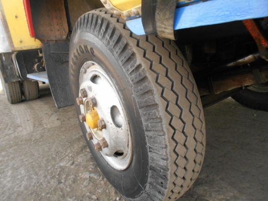 ขาย!! 10ล้อหน้ายาว พิ้นเรียบ แจ้งลงเล่มแล้ว ทำสีใหม่ สภาพสวยมาก  (เบอร์โทร 081-942-5002)