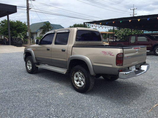 ขาย TOYOTA - SPORT CRUISER 4WD ขาย TOYOTA - SPORT CRUISER 4WD