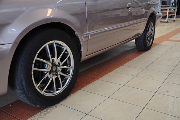 ขายรถเก๋งมือสอง SOLUNA ราคา 85,000 บาท สีบอร์นชมพูอ่อน ท้ายเบนซ์ ภาษีเต็มรถพร้อมโอน