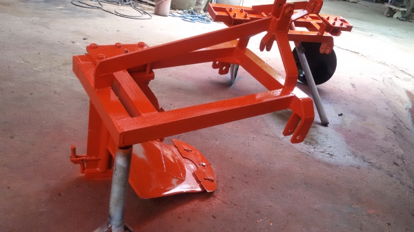 ขายผานขุดมันของคูโบต้า L4708 ราคา13000บาท โทร0813655997อำพร พาเจริญ