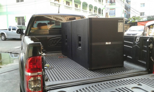 รับงาน KARAOKE ในและนอกสถานทีครับ โทร 0871233231